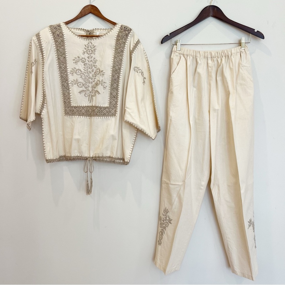 Vintage International Apparel Top Pants Set Womens Large Crochet Embroidered
